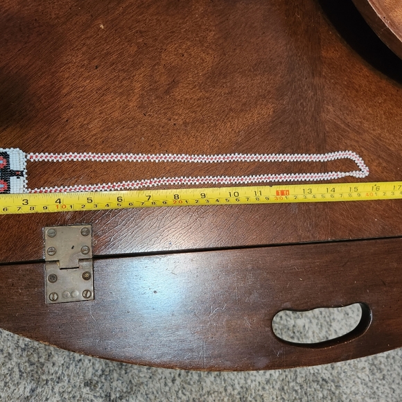 Handmade Vintage Native American seed bead necklace - Picture 7 of 7